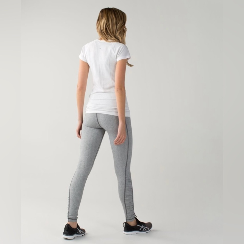 Lululemon Turn Around Tight Heathered Herringbone Heathered Black White Ruched